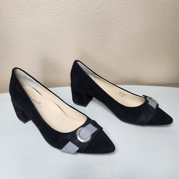 Bettye Muller Concept Womens |8| Black Suede Fritz Block Heel Pumps - Picture 1 of 10